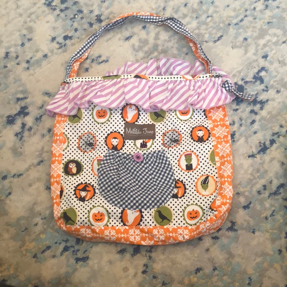 Matilda Jane Somethings Brewing Halloween Bag. Smoke free, pet free home.